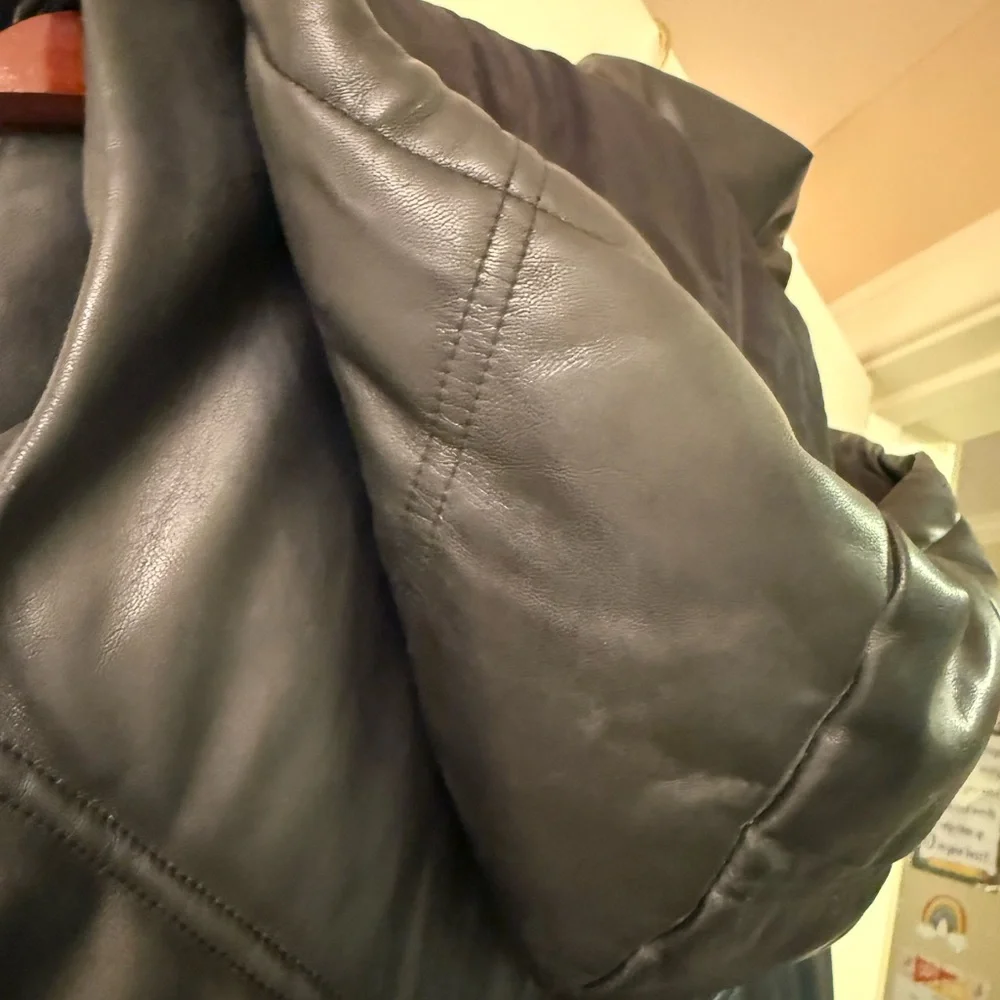 7 For All Mankind Long Black Puffer Vest - Picture 6 of 7